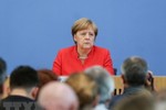 Thế giới ngày qua: Thủ tướng Đức Angela Merkel từ chức Chủ tịch đảng cầm quyền