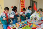 Nghi Xuân tiếp nhận 721 tủ sách trường học