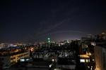 Thế giới ngày qua: Syria đánh chặn tên lửa bay qua thủ đô Damascus