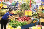 Thị trường Tết ở Hà Tĩnh: Người dân thỏa sức mua sắm!