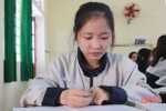 Nữ sinh nghèo Hà Tĩnh và "bộ sưu tập" giải học sinh giỏi đáng nể