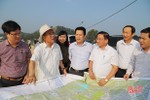 Nguyên Chủ tịch Quốc hội thăm dự án thủy lợi Ngàn Trươi - Cẩm Trang