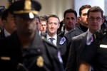 Ly kỳ chuyện bảo vệ ông chủ Facebook đẳng cấp nguyên thủ