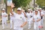 Hơn 700 người tham gia Ngày chạy Olympic tại TX Hồng Lĩnh
