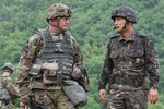 Thế giới ngày qua: Hàn Quốc và Mỹ ký thỏa thuận chia sẻ chi phí quân sự