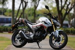 Chi tiết Honda CB190R 2019 “đốn tim” dân tập chơi mô tô