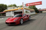 Hàng nghìn siêu xe Ferrari có nguy cơ bốc cháy vì rò rỉ nhiên liệu