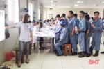 Khám sức khỏe cho 700 công nhân Khu Kinh tế Vũng Áng