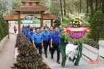 Cán bộ Đoàn tiêu biểu toàn quốc dâng hương các địa chỉ đỏ tại Hà Tĩnh