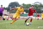 Sông Lam Nghệ An thắng chật vật Hồng Lĩnh Hà Tĩnh 3 - 2 trên sân Vinh