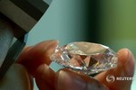 Viên kim cương hoàn hảo hiếm có “không tỳ vết” giá 11 triệu USD