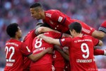 Bayern 5-0 Dortmund: Xơi tái kẻ nổi loạn Dortmund, Bayern sáng cửa vô địch
