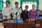 Hà Tĩnh: Chống người thi hành công vụ, 4 mẹ con dắt nhau hầu tòa