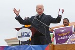 Cựu Phó Tổng thống Mỹ Biden huy động 6,3 triệu USD một ngày sau tuyên bố tranh cử