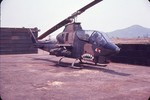 Trực thăng AH-1 Cobra cơ động di tản nhanh