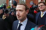 Mark Zuckerberg nói gì trước lời kêu gọi chia tách Facebook?