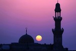 Thế giới ngày qua: Bắt đầu Tháng lễ Ramadan của người Hồi giáo năm 2019