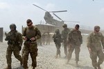 Thế giới ngày qua: Tổng thống Trump sẽ điều thêm 1.500 lính Mỹ tới Trung Đông