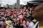 Hàng chục nghìn người biểu tình ở Hong Kong phản đối dự luật dẫn độ