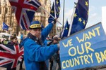 Người dân Anh dự định tuần hành lớn nhất lịch sử nhằm ngăn chặn Brexit