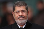 Thế giới ngày qua: Cựu tổng thống Ai Cập đột tử giữa phiên tòa