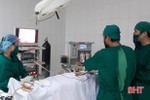 Bệnh viện tuyến huyện đầu tiên ở Hà Tĩnh phẫu thuật thoát vị bẹn bằng nội soi