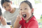 Ăn uống gì để trẻ có hàm răng khỏe đẹp?