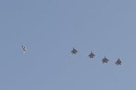 Mỹ đưa phiên bản F-22 đánh chặn cực mạnh đến Trung Đông