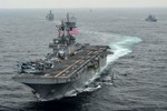 Thế giới ngày qua: Tàu hải quân Mỹ phá hủy một máy bay không người lái của Iran