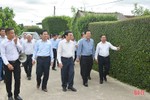 Nguyên Chủ tịch nước Trương Tấn Sang tri ân anh hùng liệt sỹ, tham quan NTM tại Hà Tĩnh