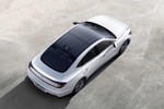 Hyundai Sonata Hybrid 2020 trang bị tấm pin mặt trời trên nóc xe