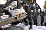 Triều Tiên từ chối 50.000 tấn gạo viện trợ của Hàn Quốc