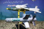 Iran công bố 3 tên lửa dẫn đường chính xác mới chế tạo