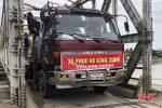 Dùng xe biển kiểm soát Lào thi công công trình ở Hà Tĩnh