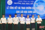 241 lưu học sinh Lào được trao chứng chỉ tiếng Việt