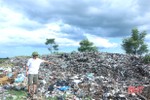 Bãi tập kết rác gây ô nhiễm, người dân "lãnh đủ"