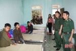 Các đồn biên phòng Hà Tĩnh nhận nuôi học sinh người dân tộc hoàn cảnh khó khăn