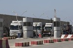 Thủ tướng Israel ra lệnh cắt giảm một nửa nhiên liệu cho Dải Gaza