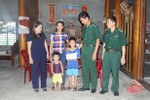 BĐBP Hà Tĩnh cùng học trò nghèo vùng biên đến trường