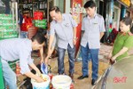 Bán hàng "quá đát", một cơ sở kinh doanh bánh kẹo ở TP Hà Tĩnh bị xử phạt