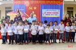Chủ tịch Hội LHPN Việt Nam và Bí thư Tỉnh ủy Hà Tĩnh dự khai giảng tại Trường Tiểu học Hương Đô