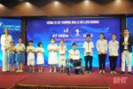 Trao 10 học bổng cùng em đến trường cho học sinh Hà Tĩnh