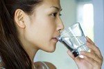 Những cách đơn giản để giảm đau họng
