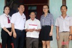 Agribank Thành Sen hỗ trợ 11 triệu đồng cho địa chỉ tình thương trên Báo Hà Tĩnh
