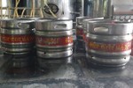Phát hiện một cơ sở sản xuất bia có dấu hiệu giả mạo các thương hiệu
