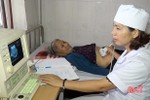 Khám, cấp thuốc miễn phí cho hơn 400 người cao tuổi Hương Sơn