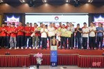 Hà Tĩnh trao thưởng 1 tỷ đồng cho đội vô địch Hồng Lĩnh Hà Tĩnh