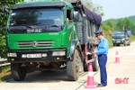 Thanh tra giao thông Hà Tĩnh phát hiện 620 trường hợp chở quá tải, xử phạt 2,9 tỷ đồng