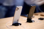 Apple đang dùng camera để che giấu sự “hụt hơi” trong sáng tạo iPhone