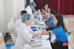 Hơn 200 khách hàng Bảo Việt Nhân thọ Hà Tĩnh được tầm soát ung thư